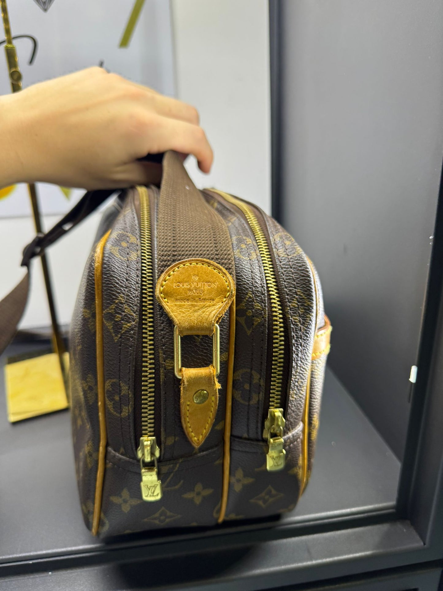 Louis Vuitton Reporter PM