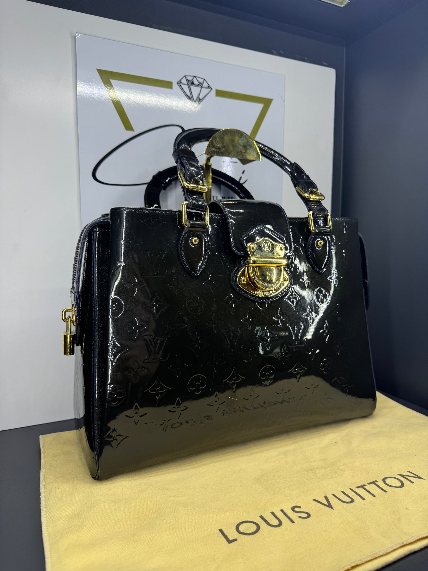 Borsa Louis Vuitton in pelle verniciata Monogram