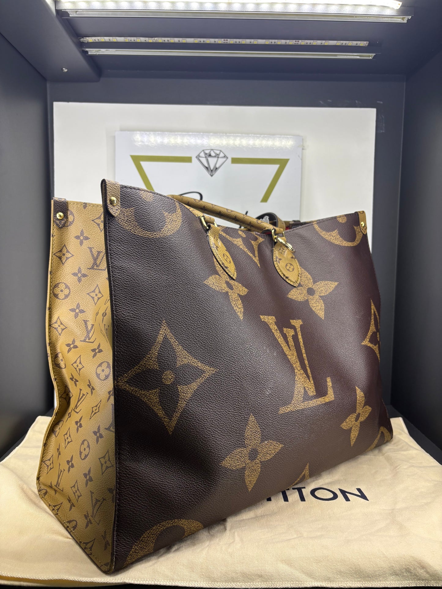 Louis Vuitton OnTheGo Voyage
