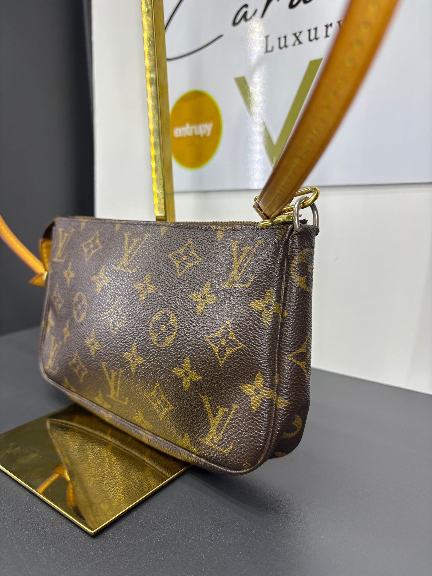 Louis Vuitton Pochette Accessoires