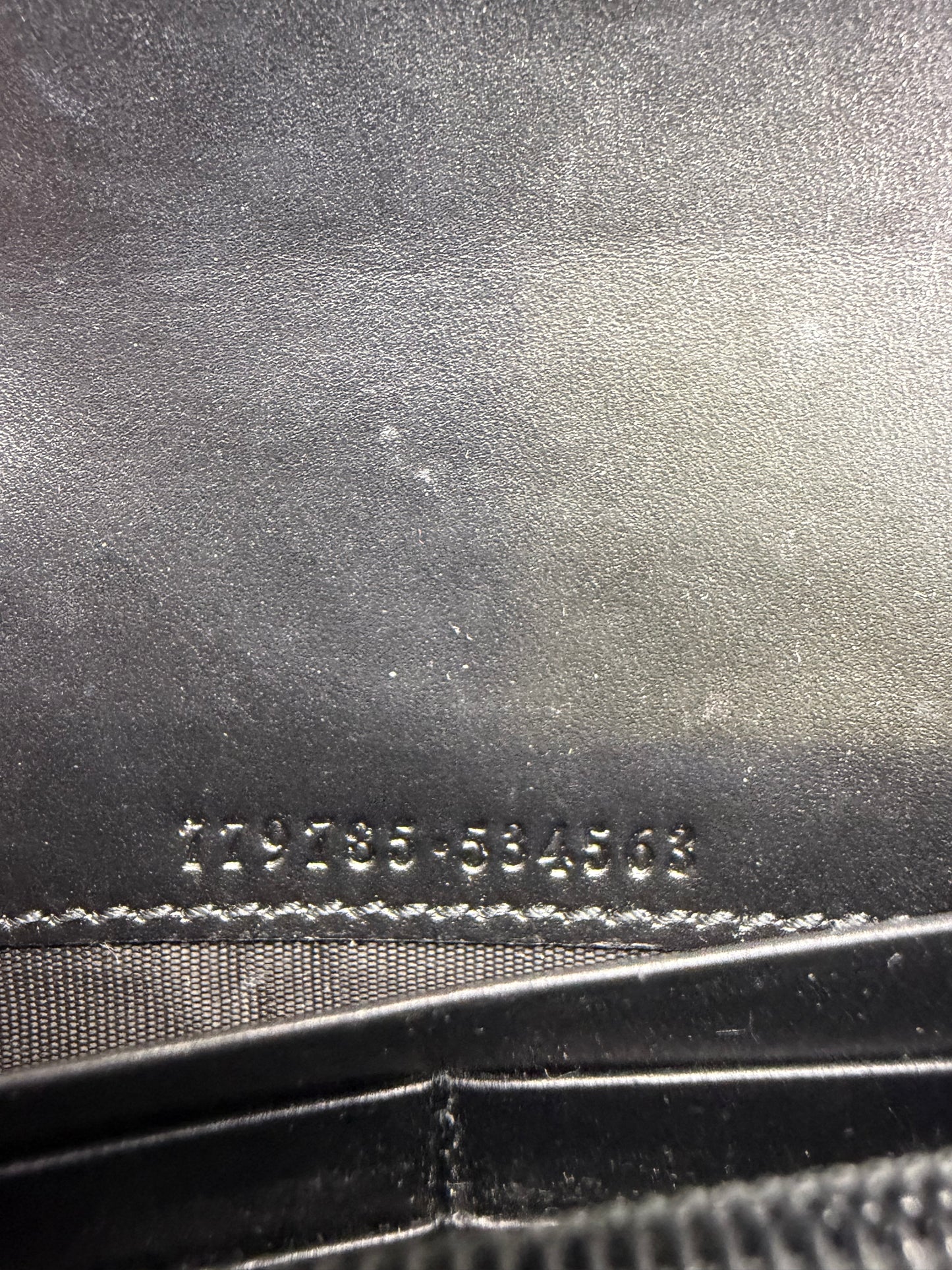 Portafoglio Continental Gucci della linea "Guccissima