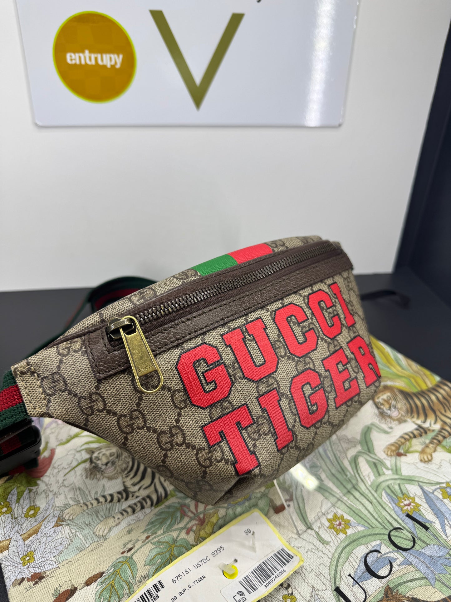 Gucci marsupio Tiger