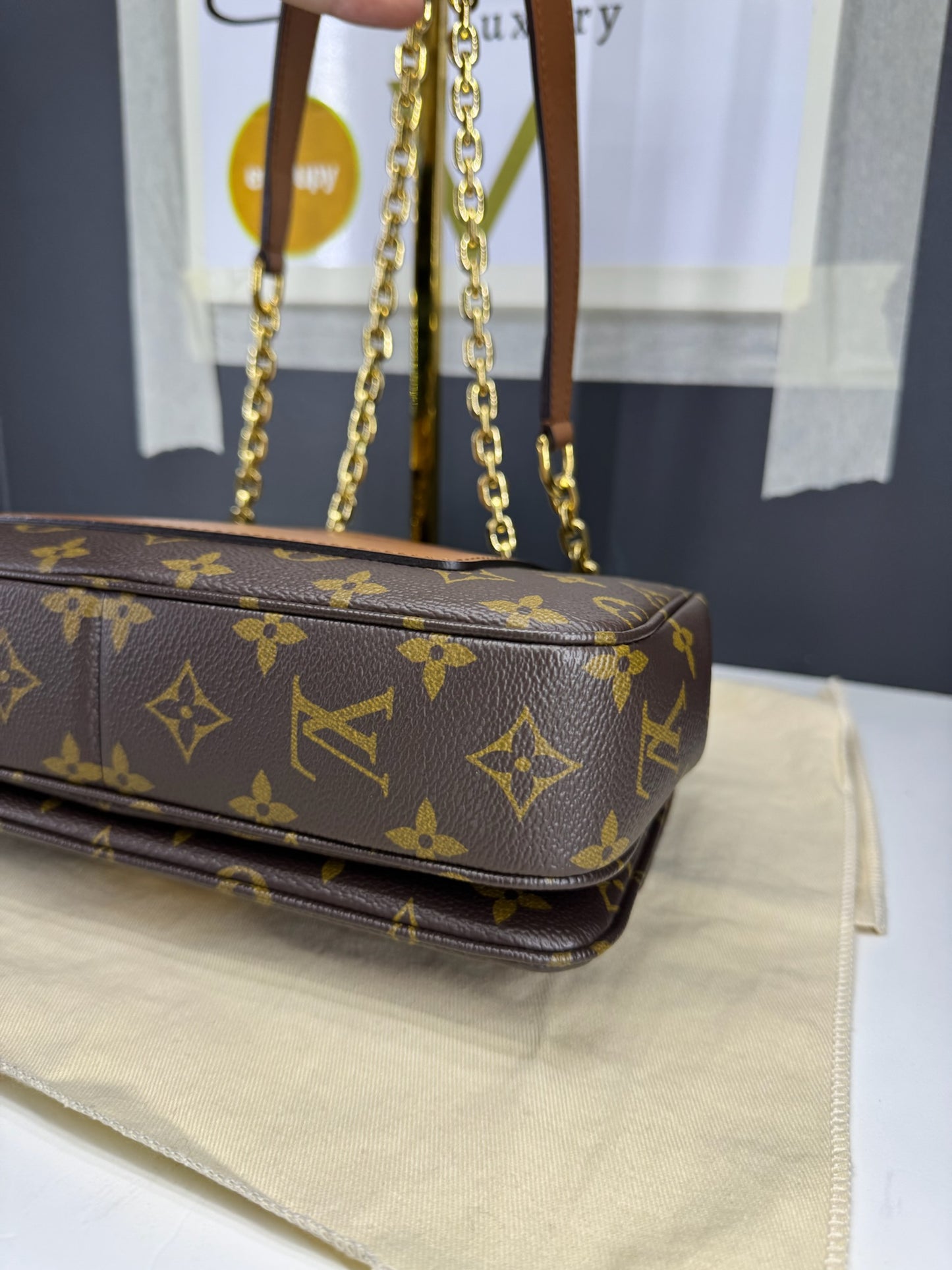 Louis Vuitton Marceau