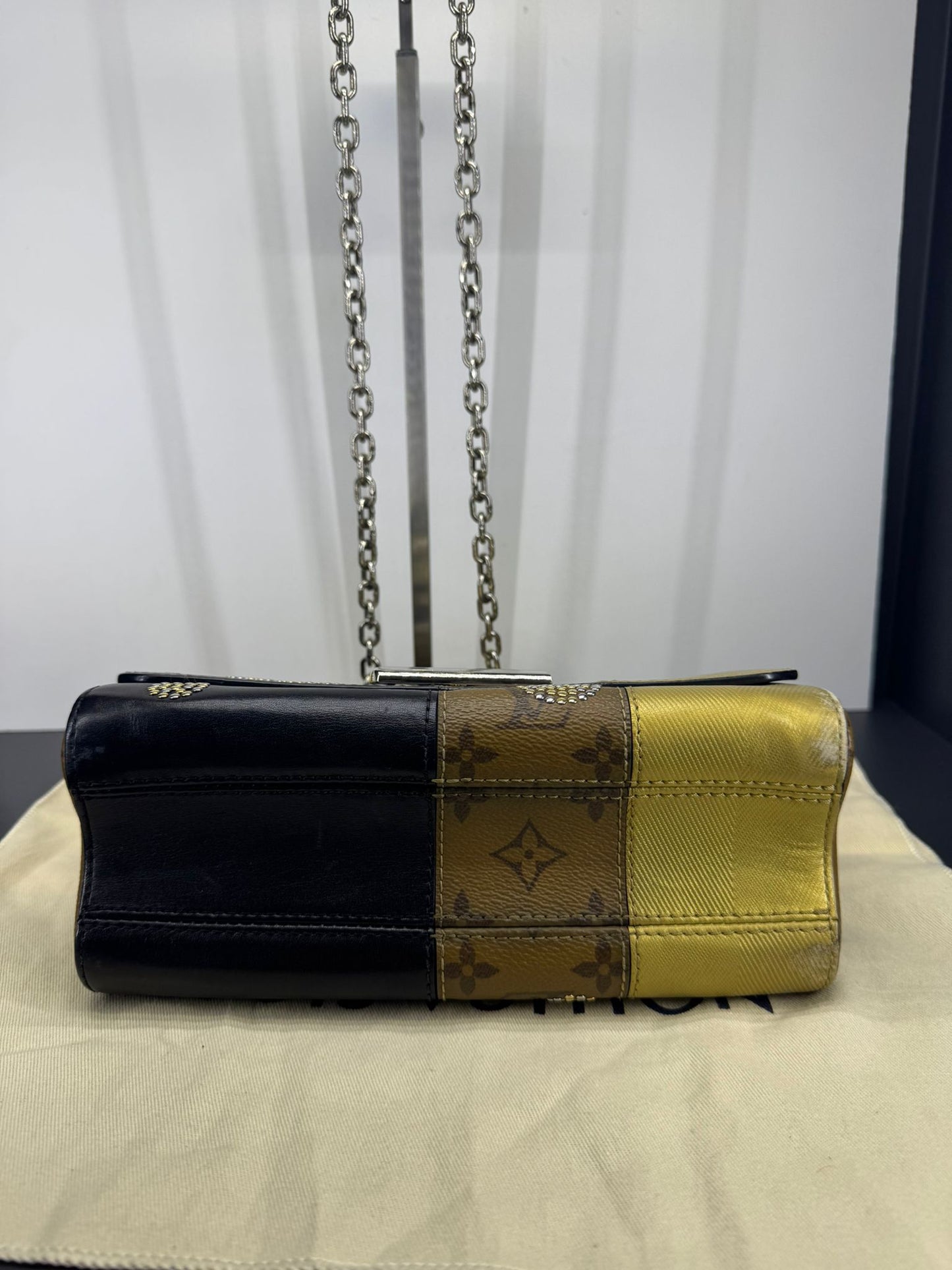 Borsa Louis Vuitton Twist MM "Night Lights