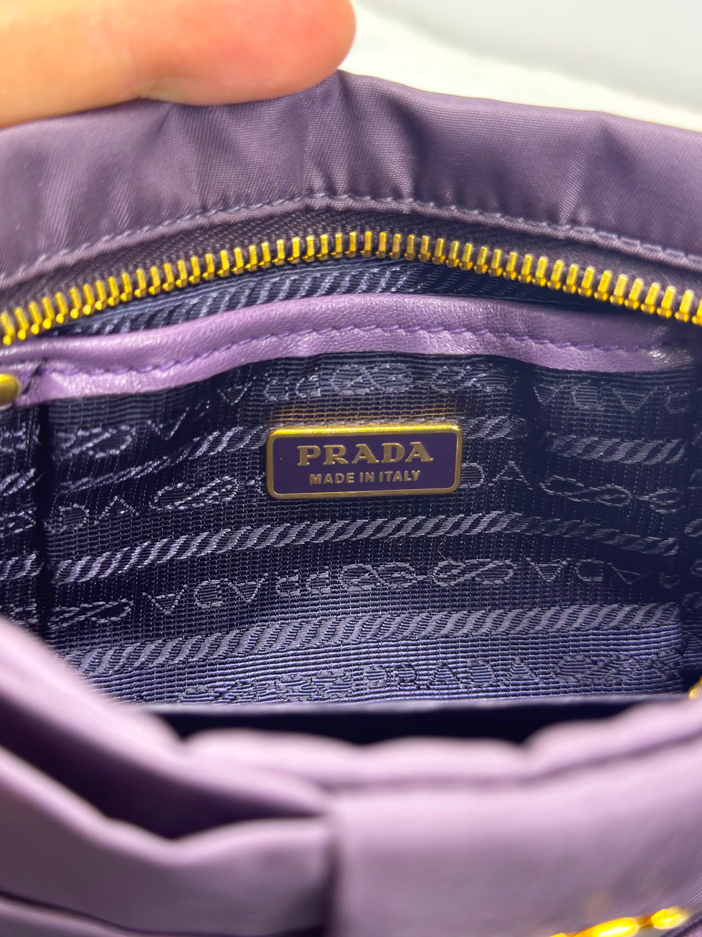 Prada pochette raso