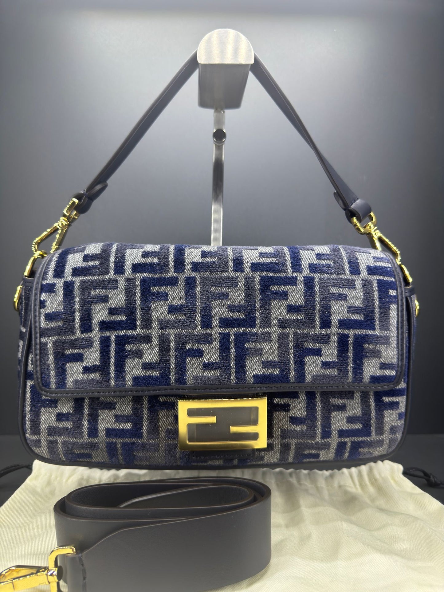 Fendi Baguette