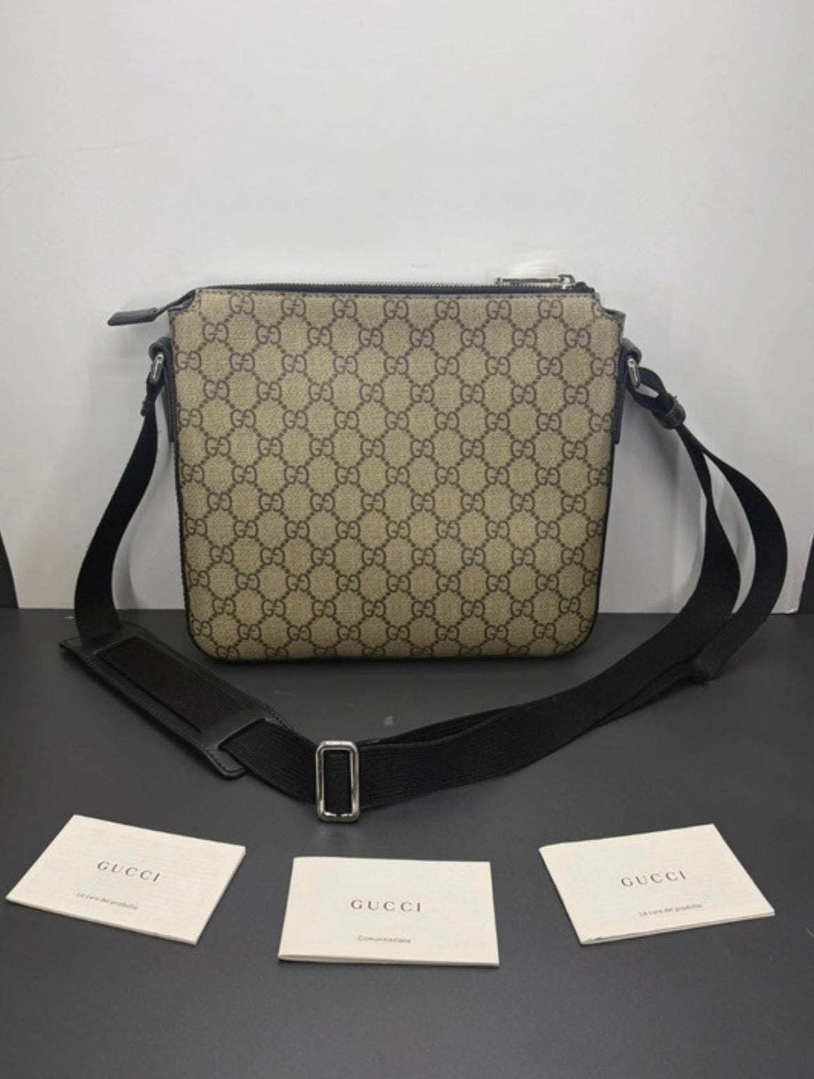 Gucci da uomo in tessuto GG Supreme.