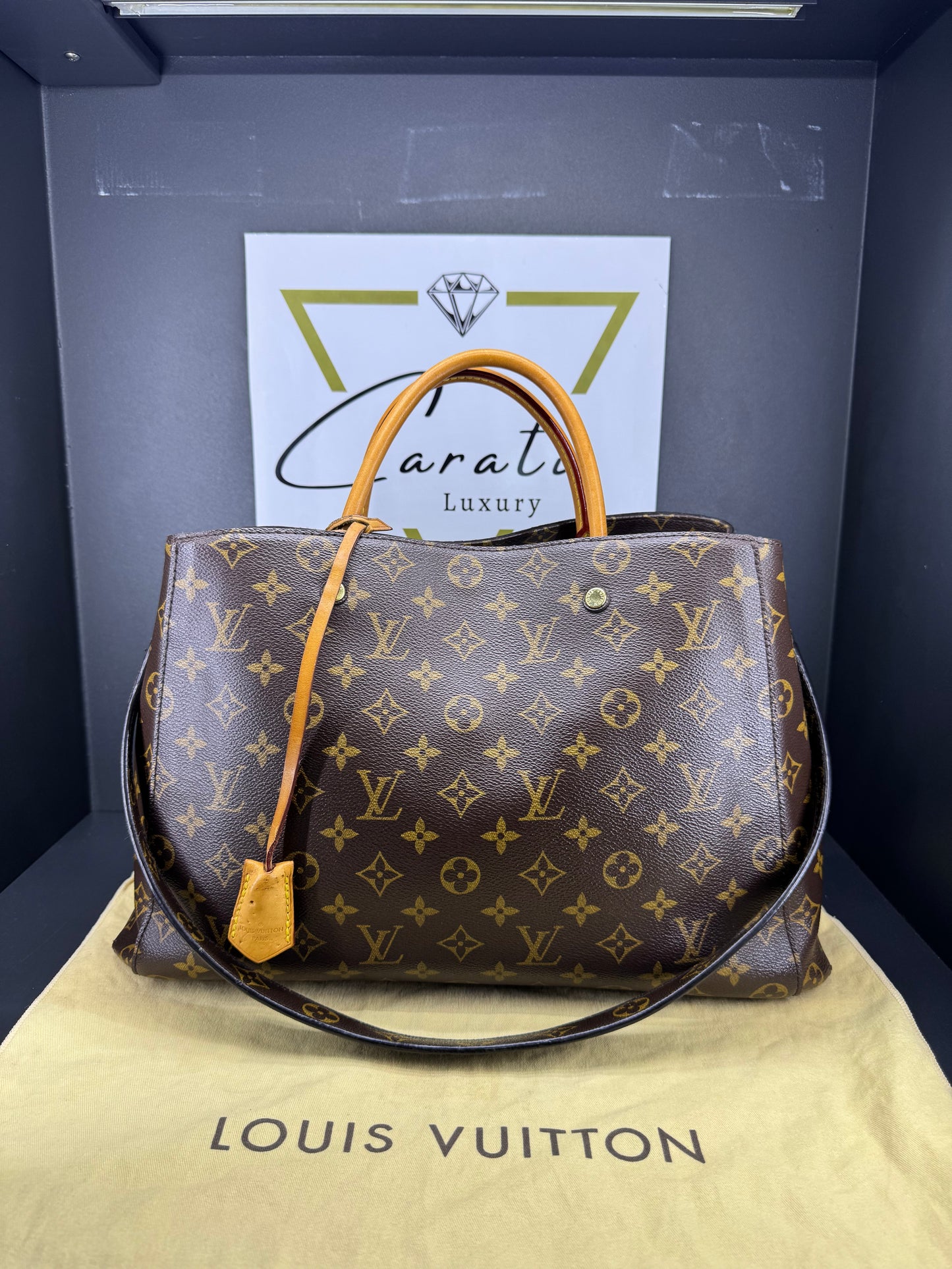 Borsa a mano Louis Vuitton Montaigne MM Monogram