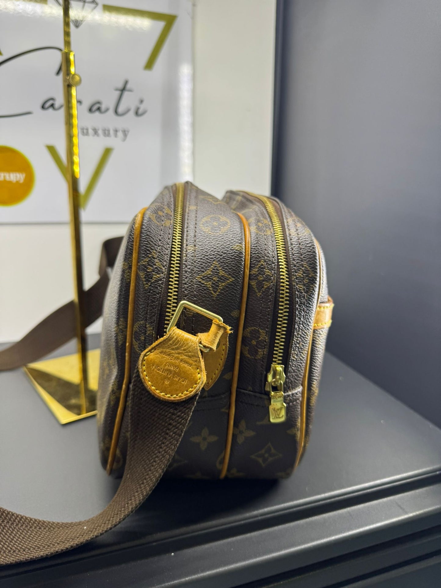Louis Vuitton Reporter PM