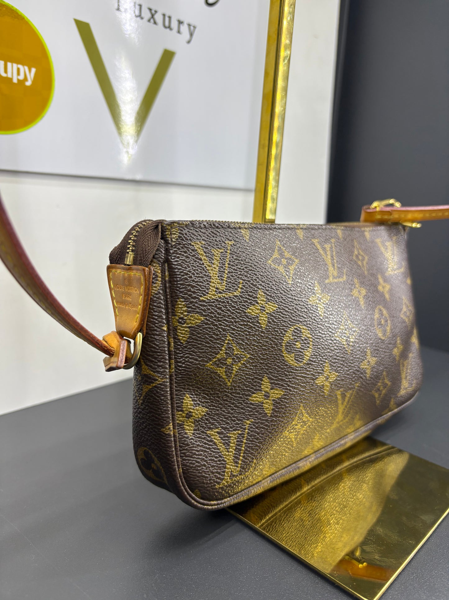 Louis Vuitton Pochette Accessoires