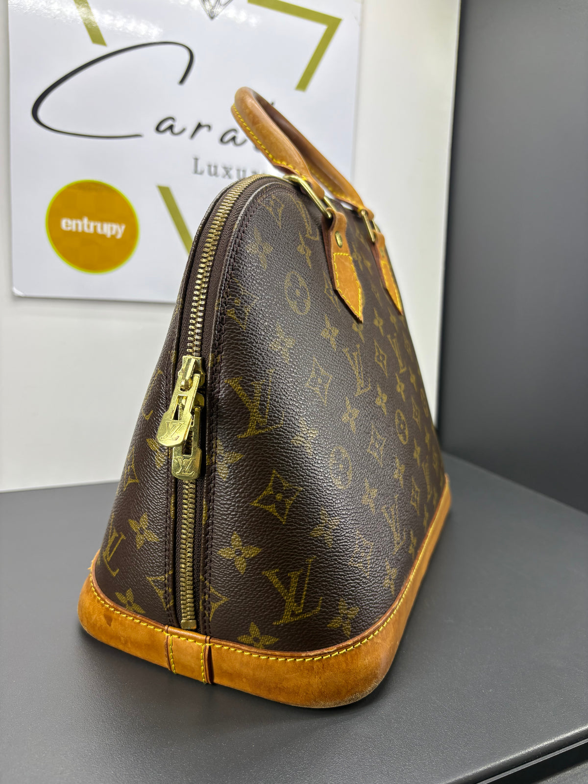 Louis Vuitton Alma PM