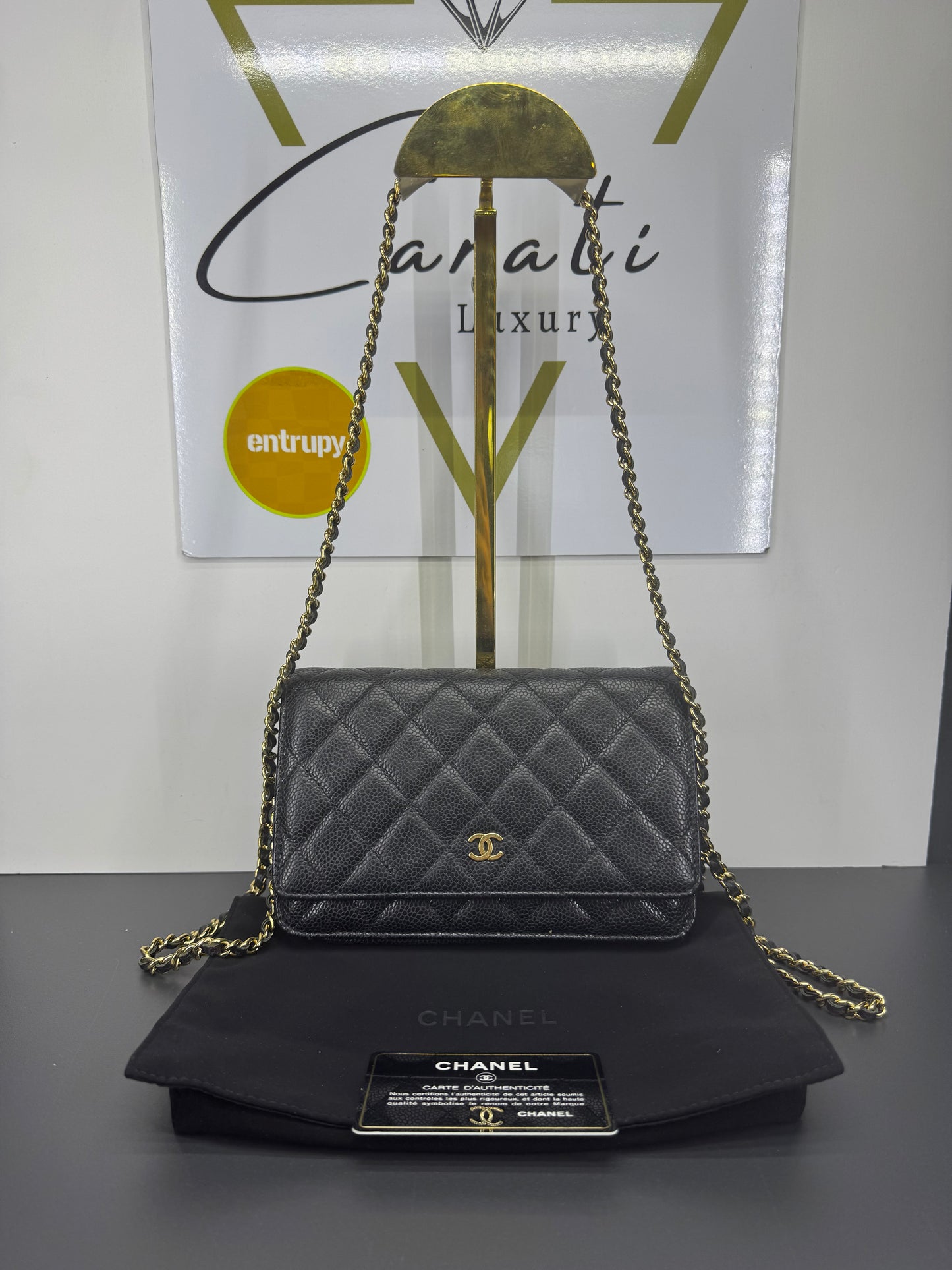 Chanel WOC in pelle caviar hardware oro