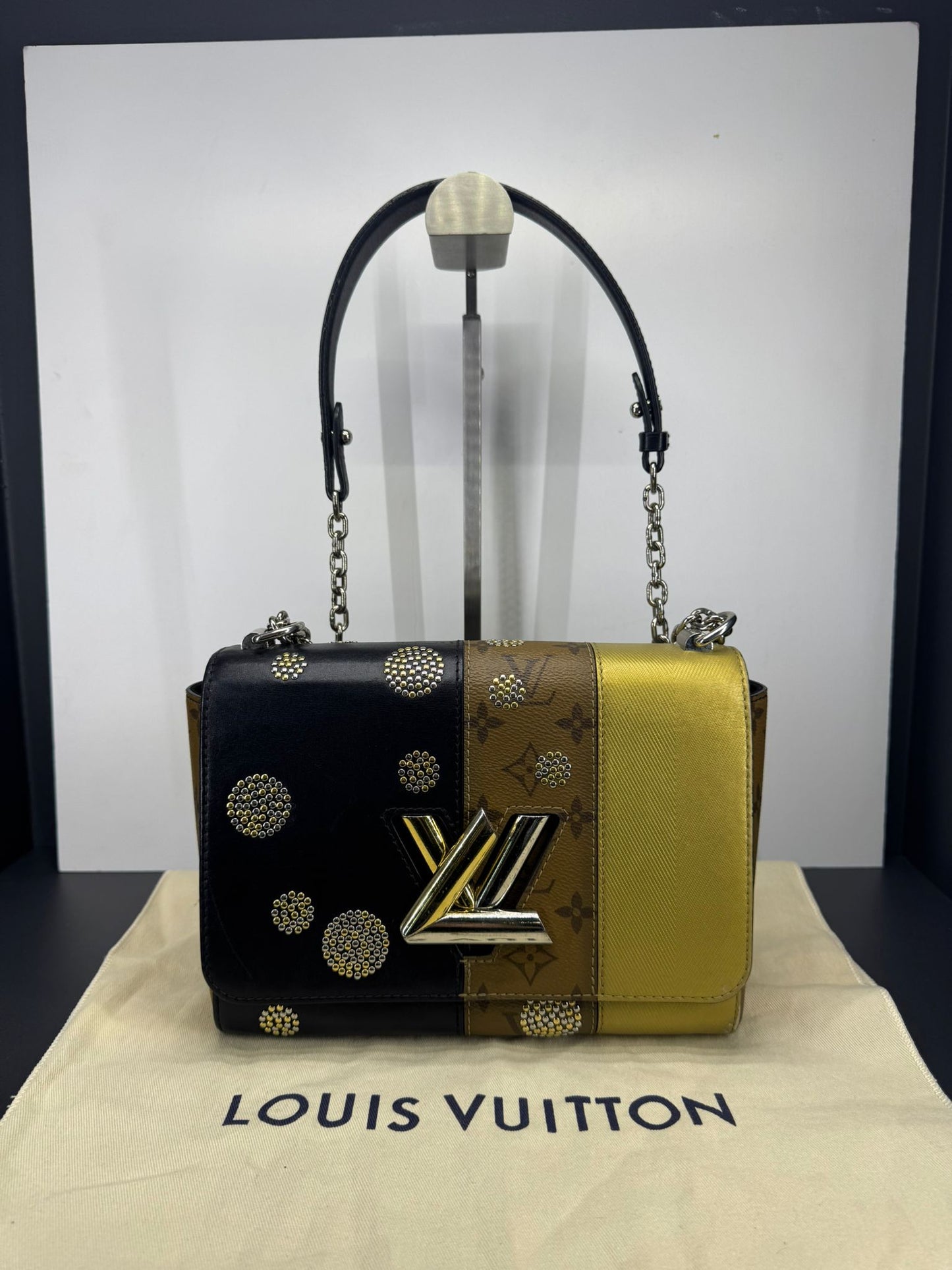 Borsa Louis Vuitton Twist MM "Night Lights