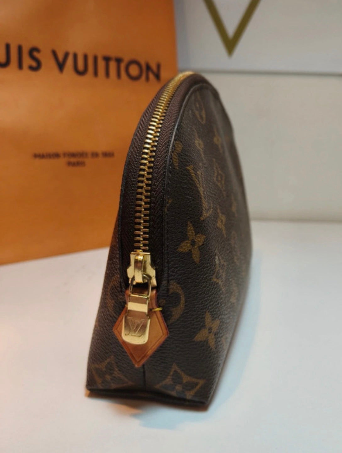 Louis Vuitton Pochette Cosmétique MM