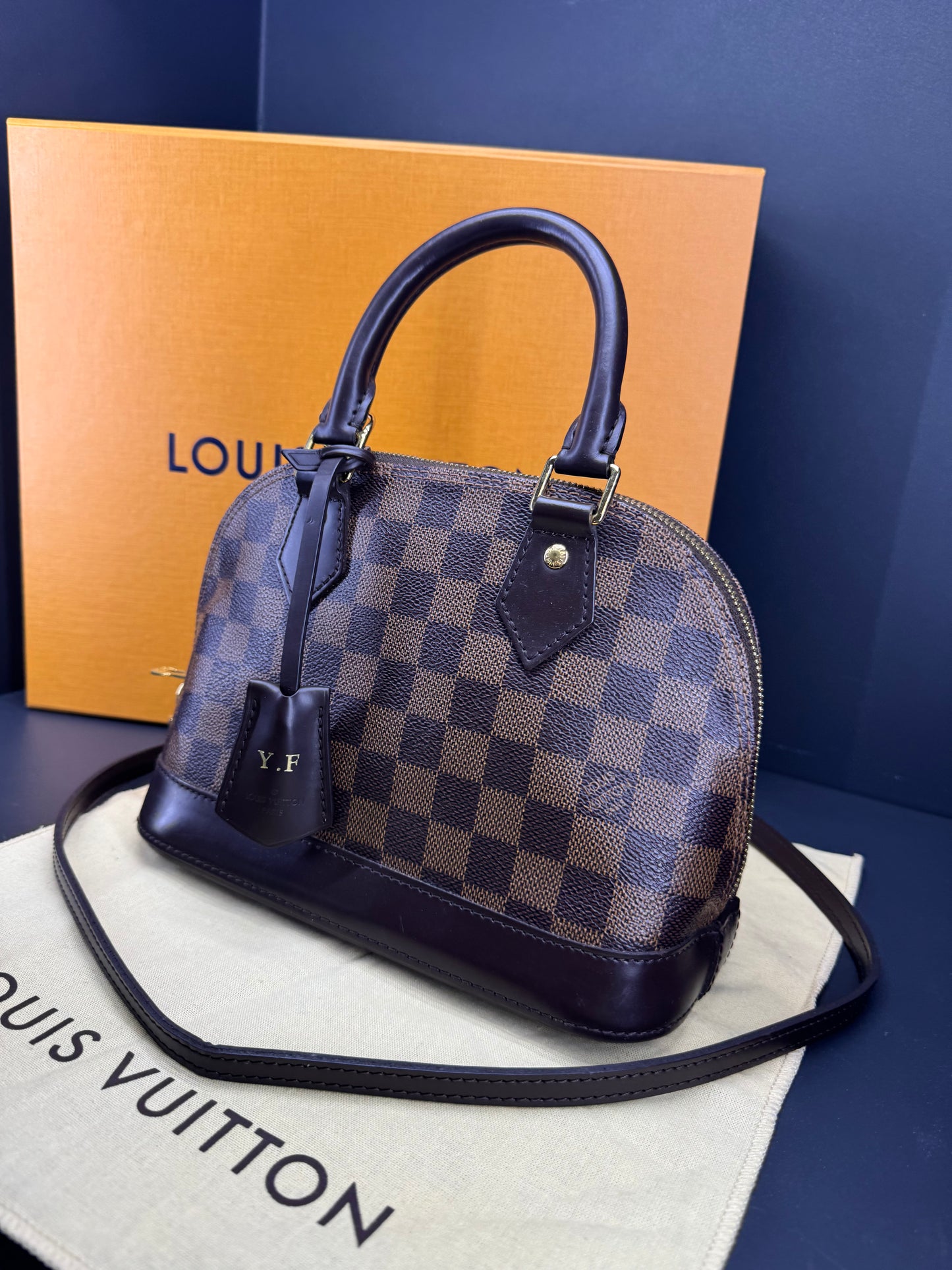 Louis Vuitton alma BB damier ebene