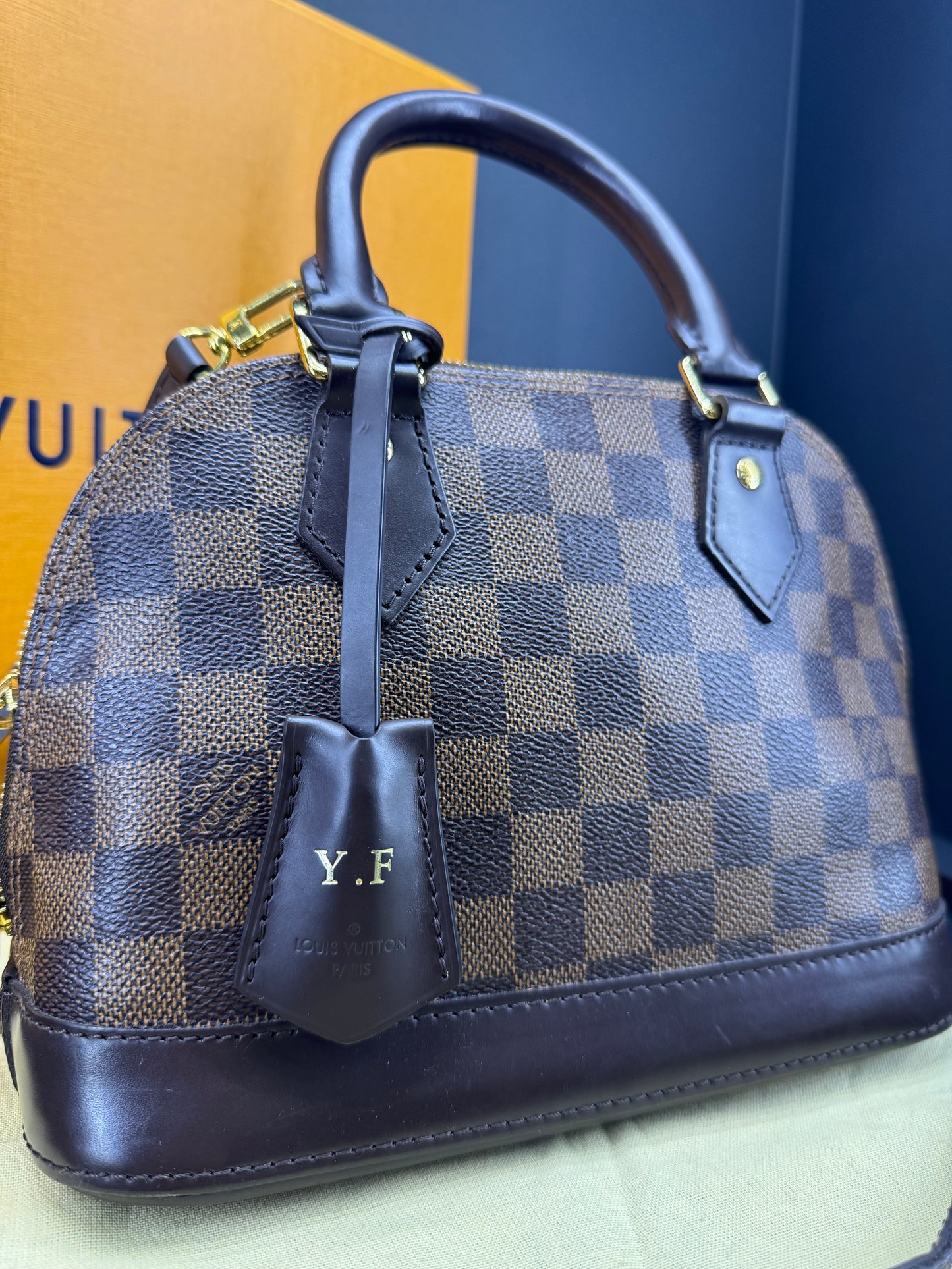 Louis Vuitton alma BB damier ebene