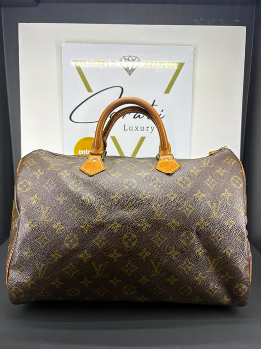 Louis Vuitton Speedy