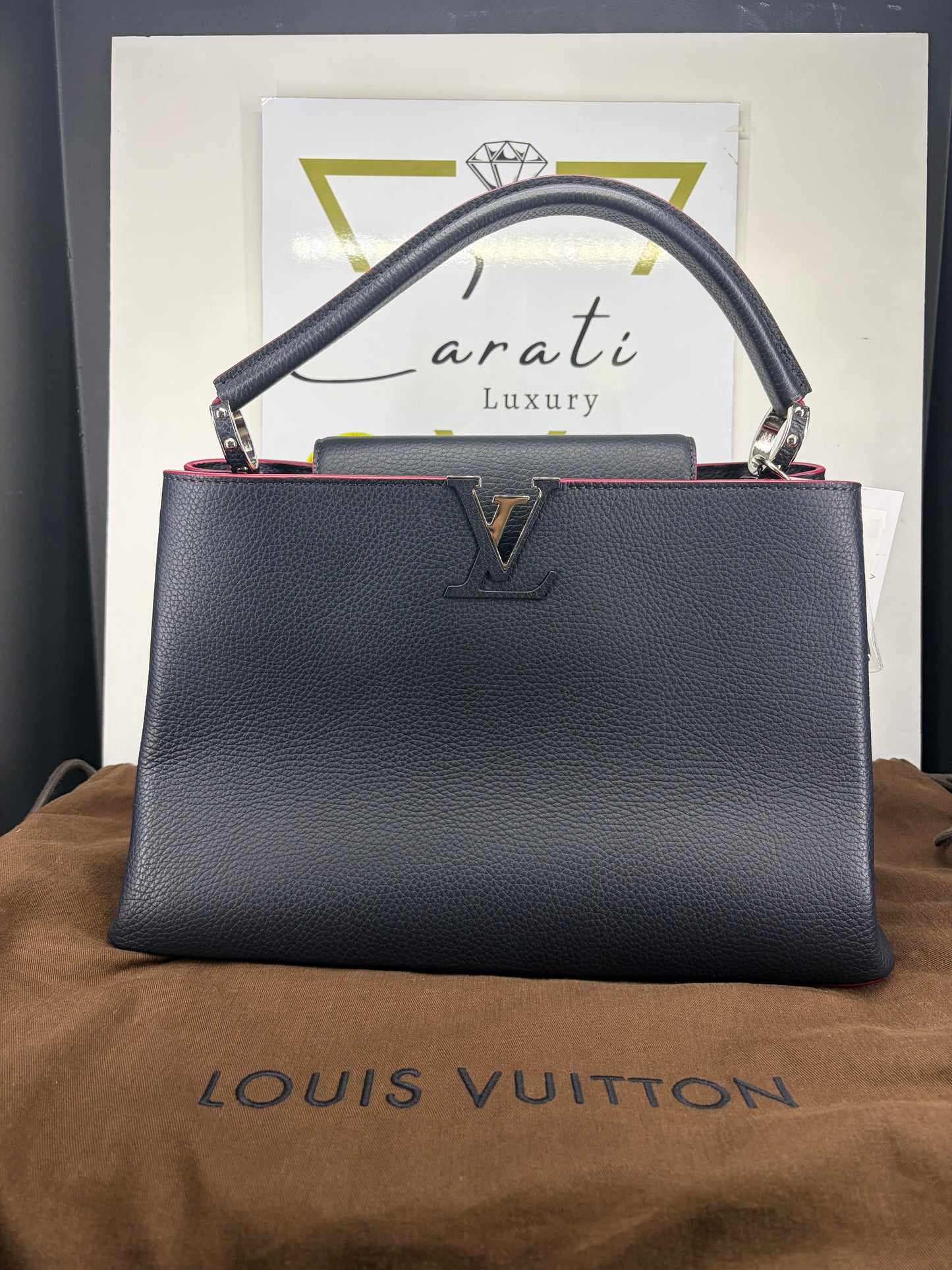 Louis Vuitton Capucines MM