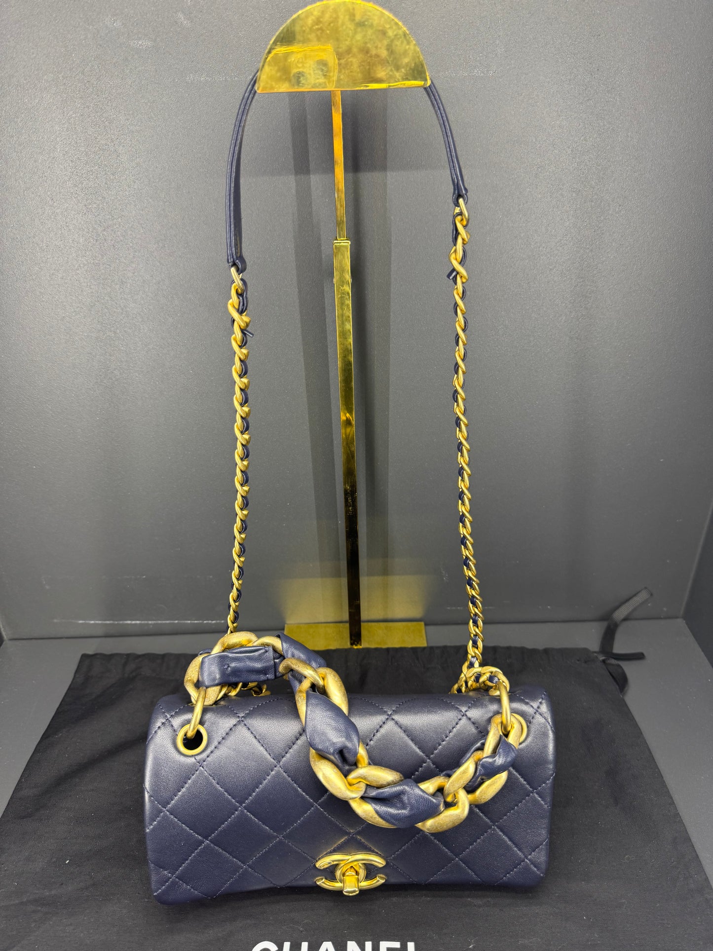 Chanel 2.55 blu