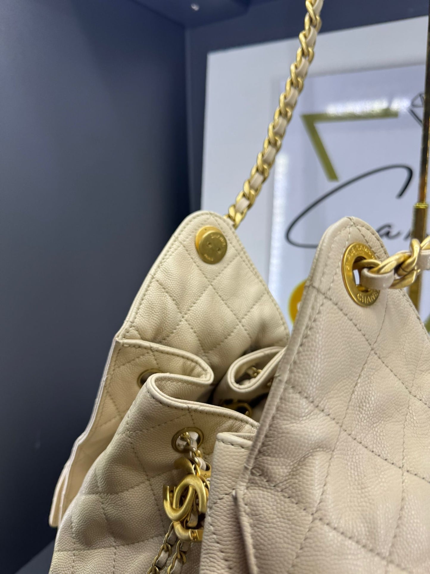 Chanel 25 Hobo Bag