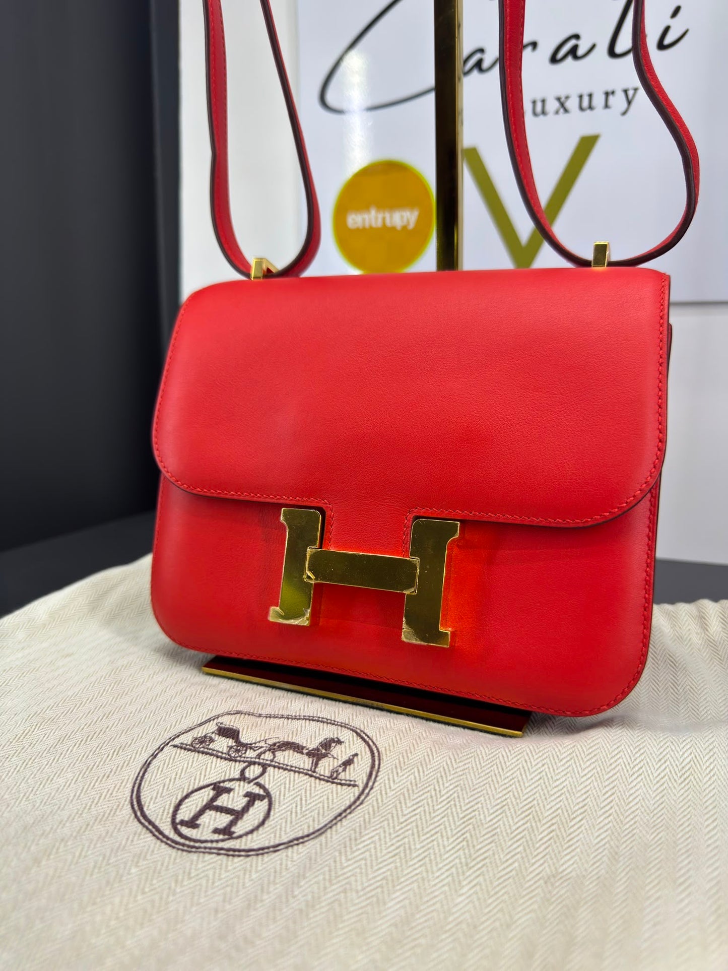 Hermès Constance 18