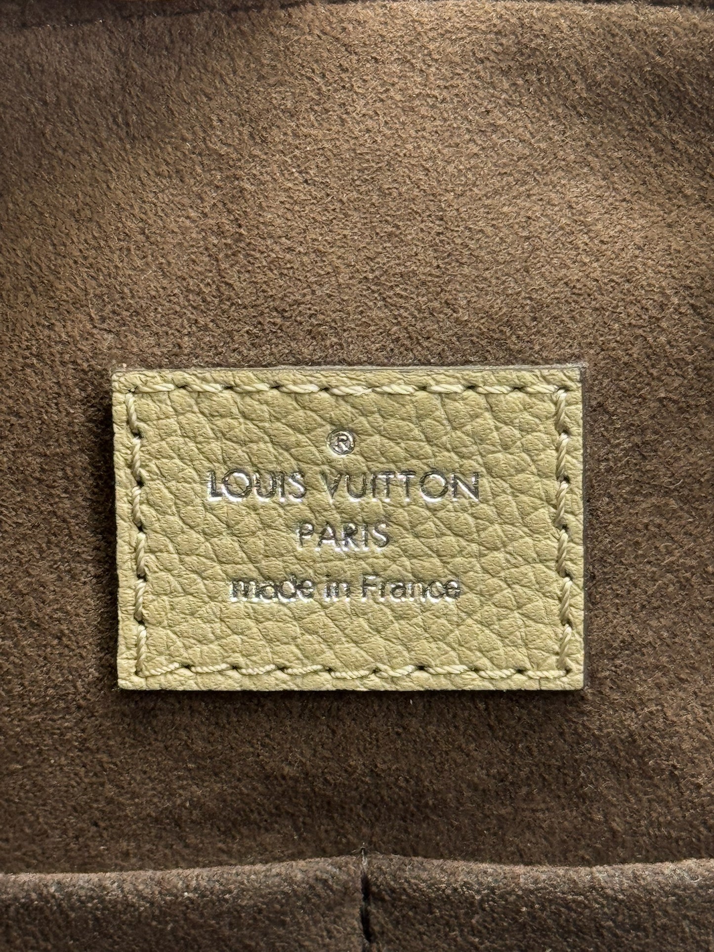 Louis Vuitton Mahina Haumea Galet