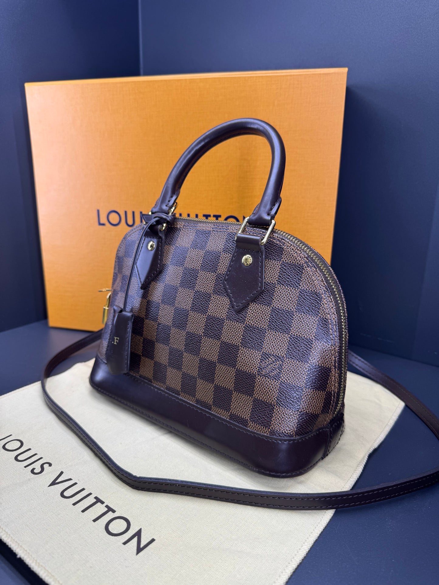 Louis Vuitton alma BB damier ebene