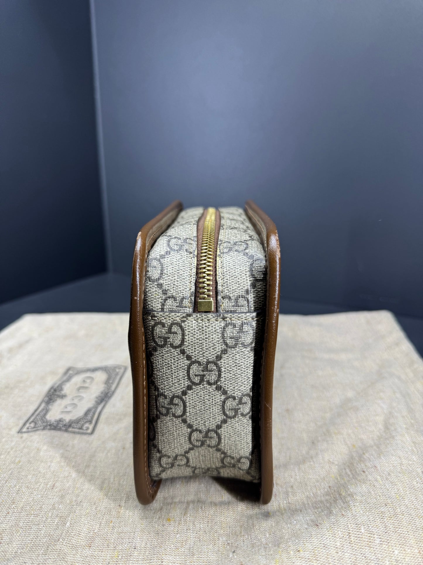 Pochette da polso Gucci GG emblem