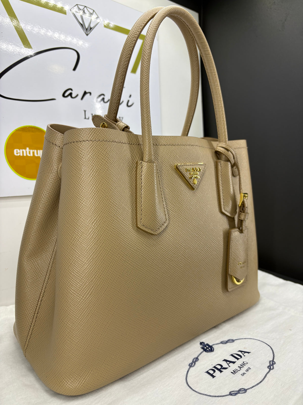 Prada Double a mano