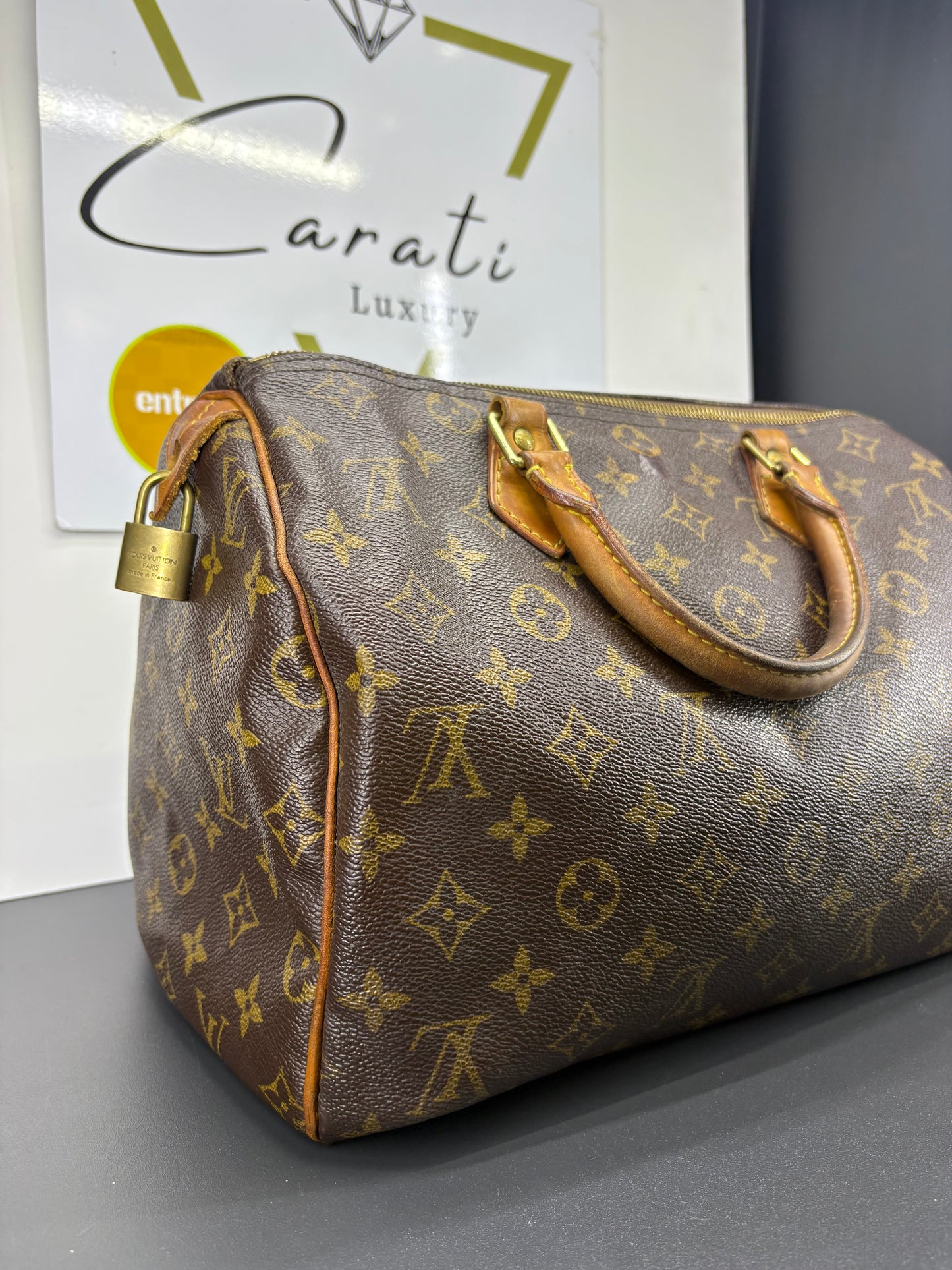 Louis Vuitton Speedy