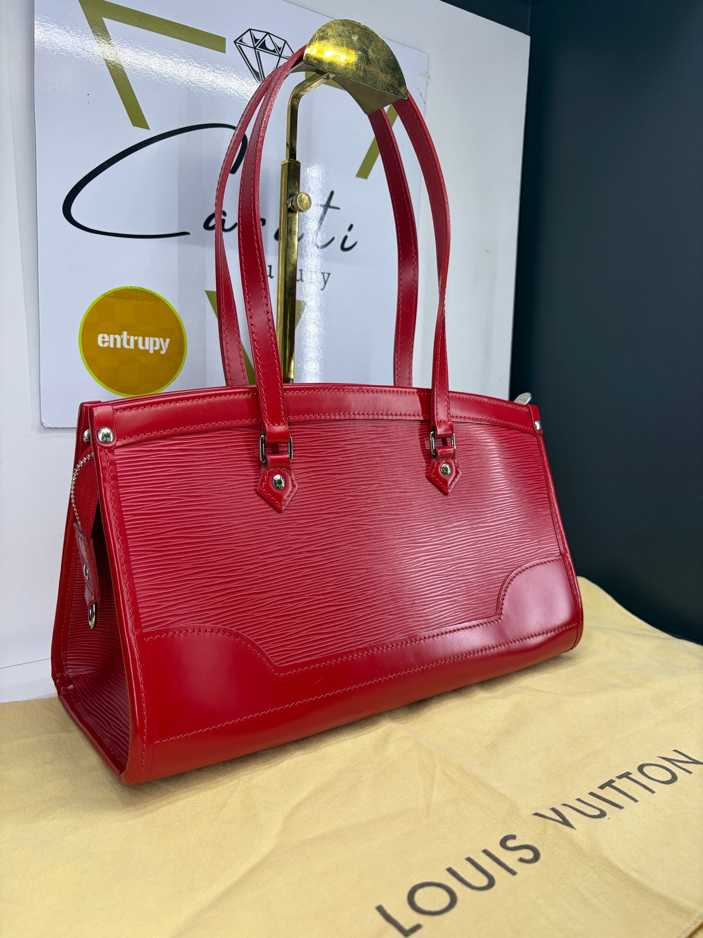 Louis Vuitton Madeline PM