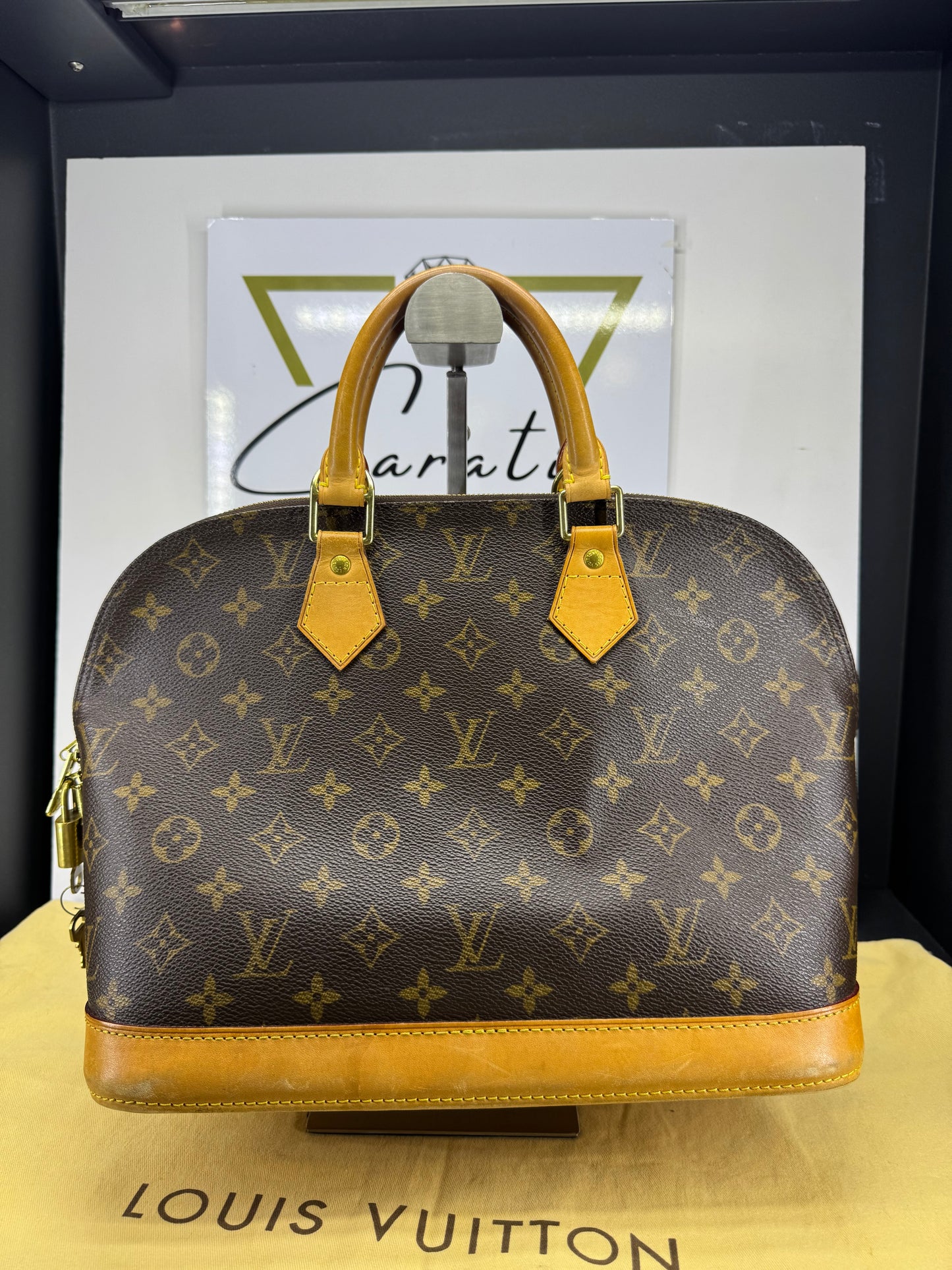 Louis Vuitton alma pm Monogram