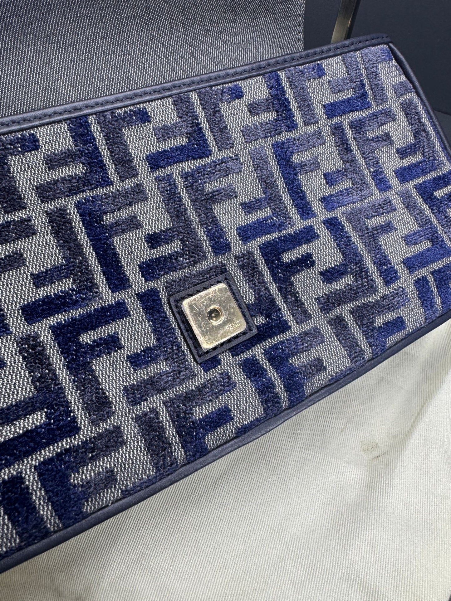 Fendi Baguette