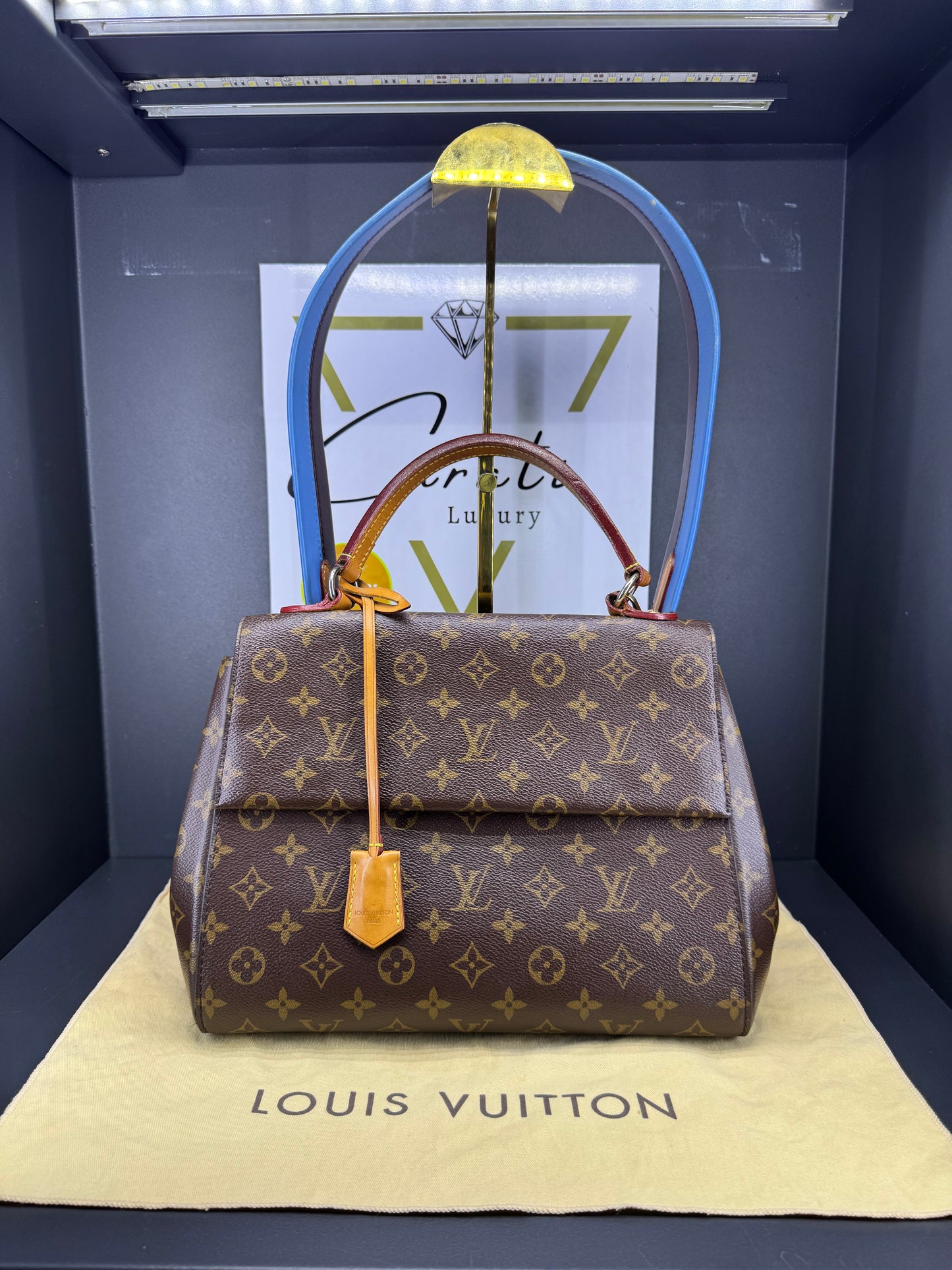 Louis Vuitton Borsa Cluny MM Monogram Tracolla