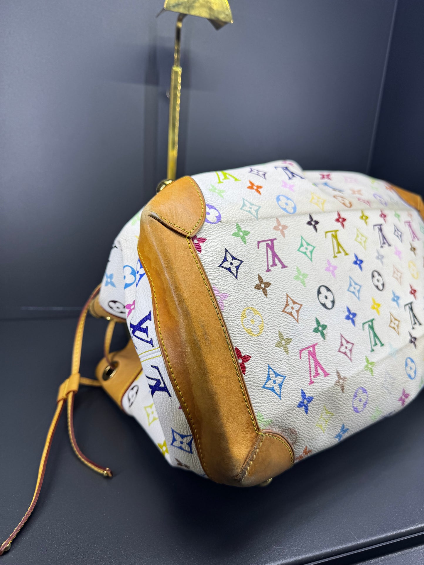 Louis Vuitton urusula Takashi Murakami white