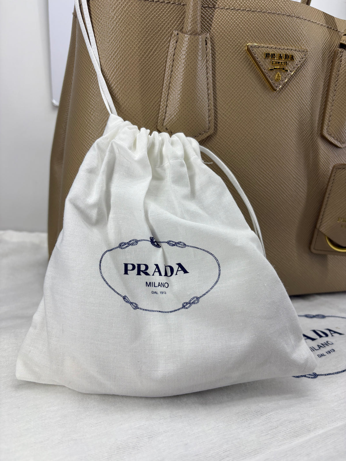 Prada Double a mano