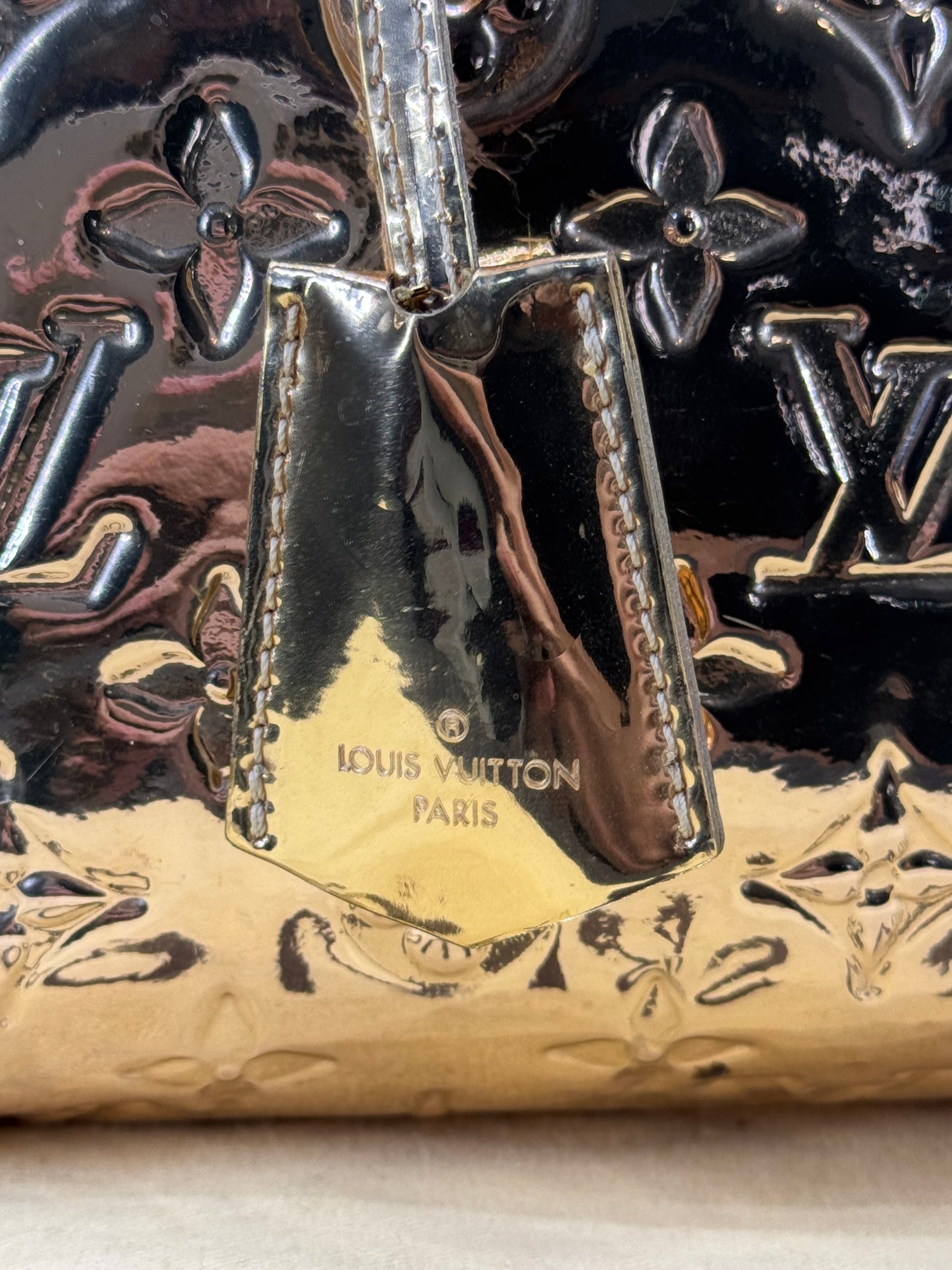 Louis Vuitton speedy 35 mirror gold