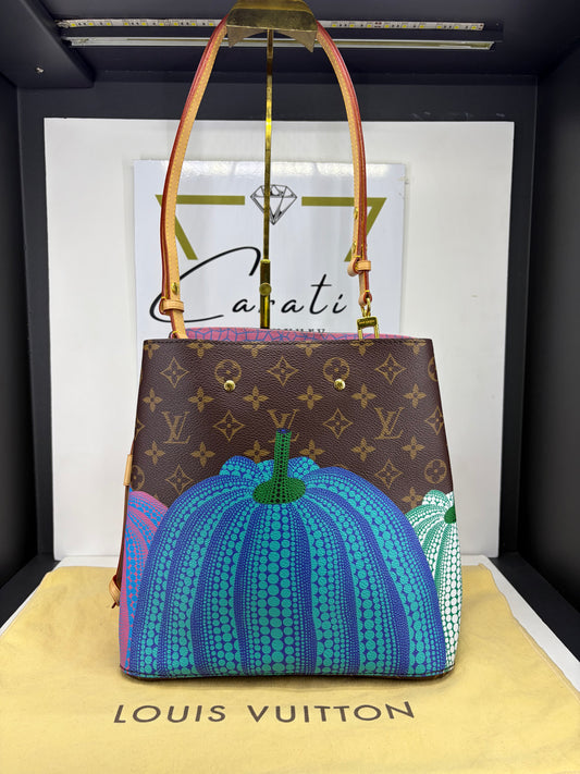LV x Yayoy Kusama Néonoé Pumpkin