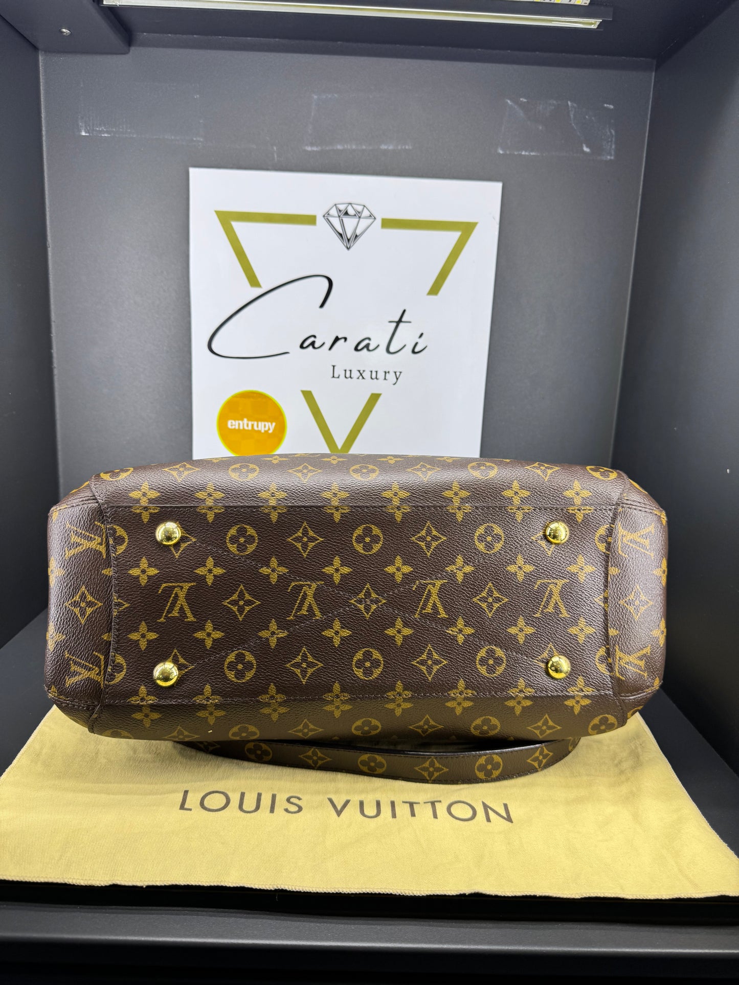 Borsa a mano Louis Vuitton Montaigne MM Monogram