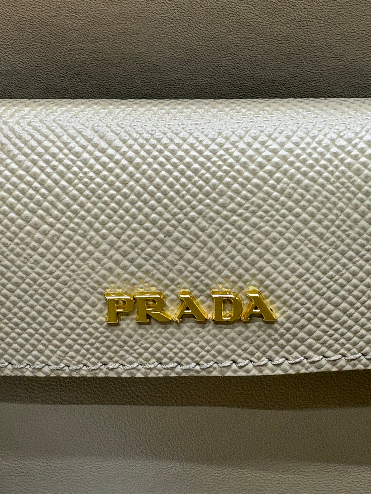 Prada Double a mano
