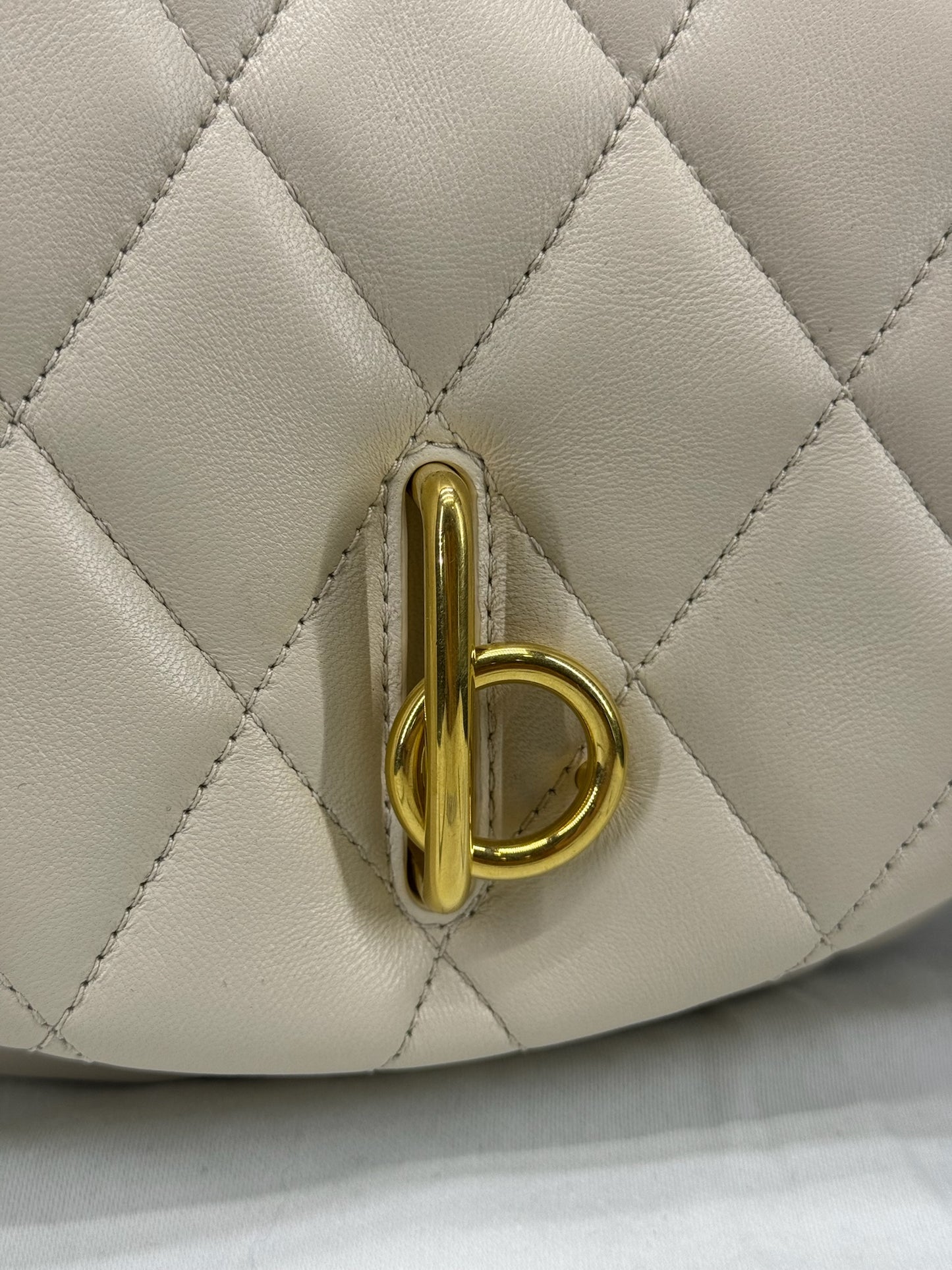 Rocking Horse di Burberry