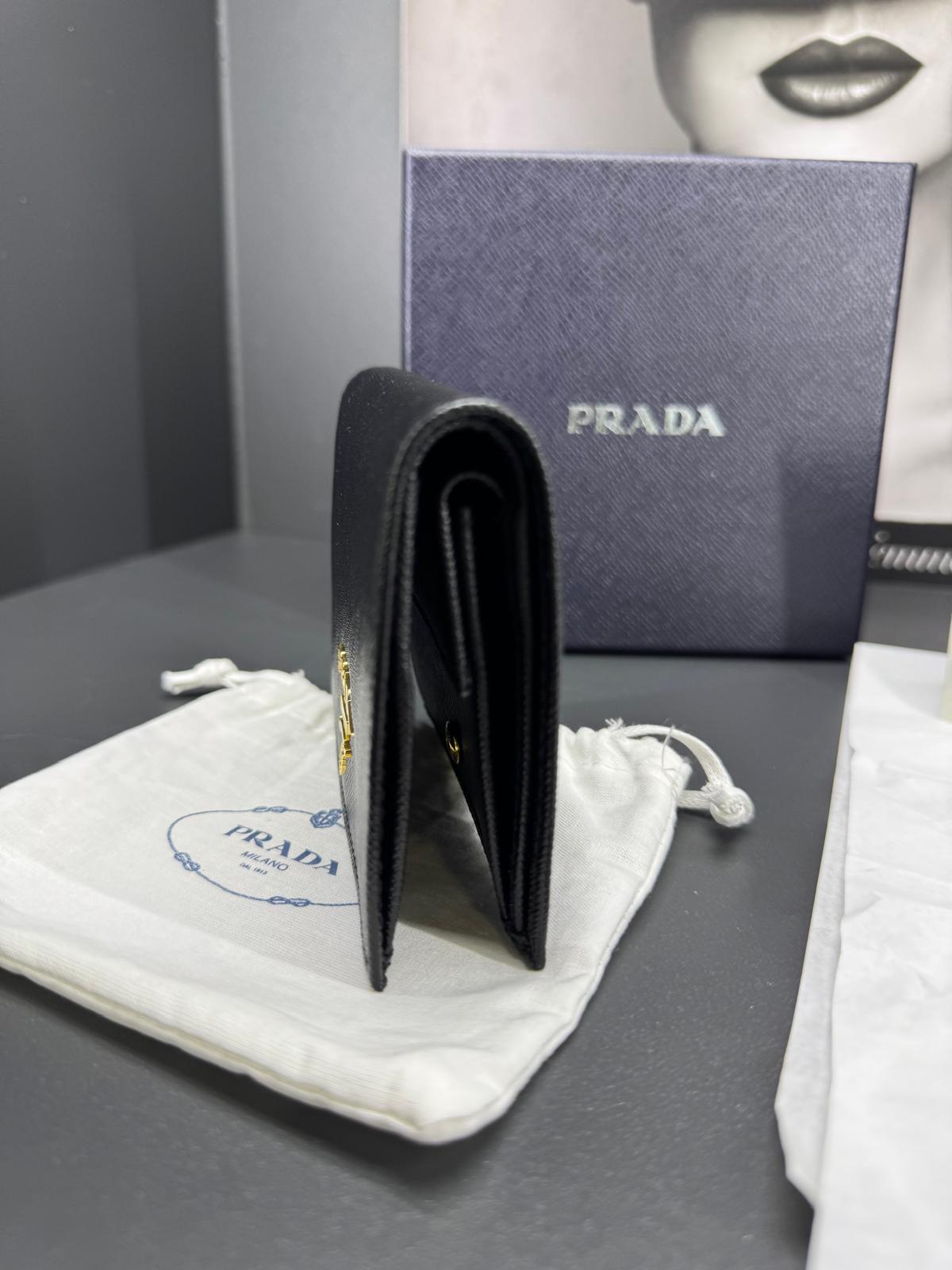 portafoglio compatto bifold Prada