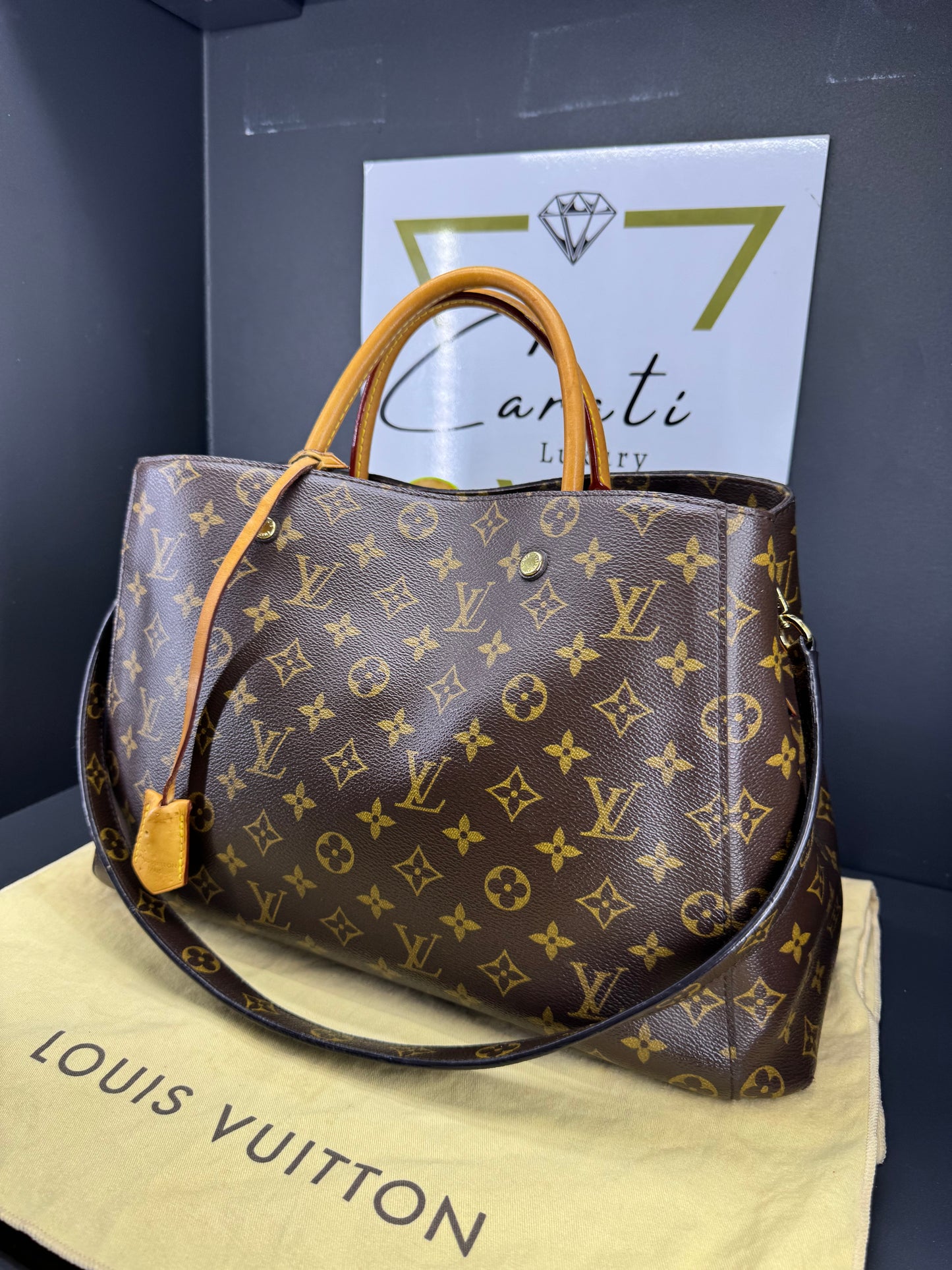 Borsa a mano Louis Vuitton Montaigne MM Monogram