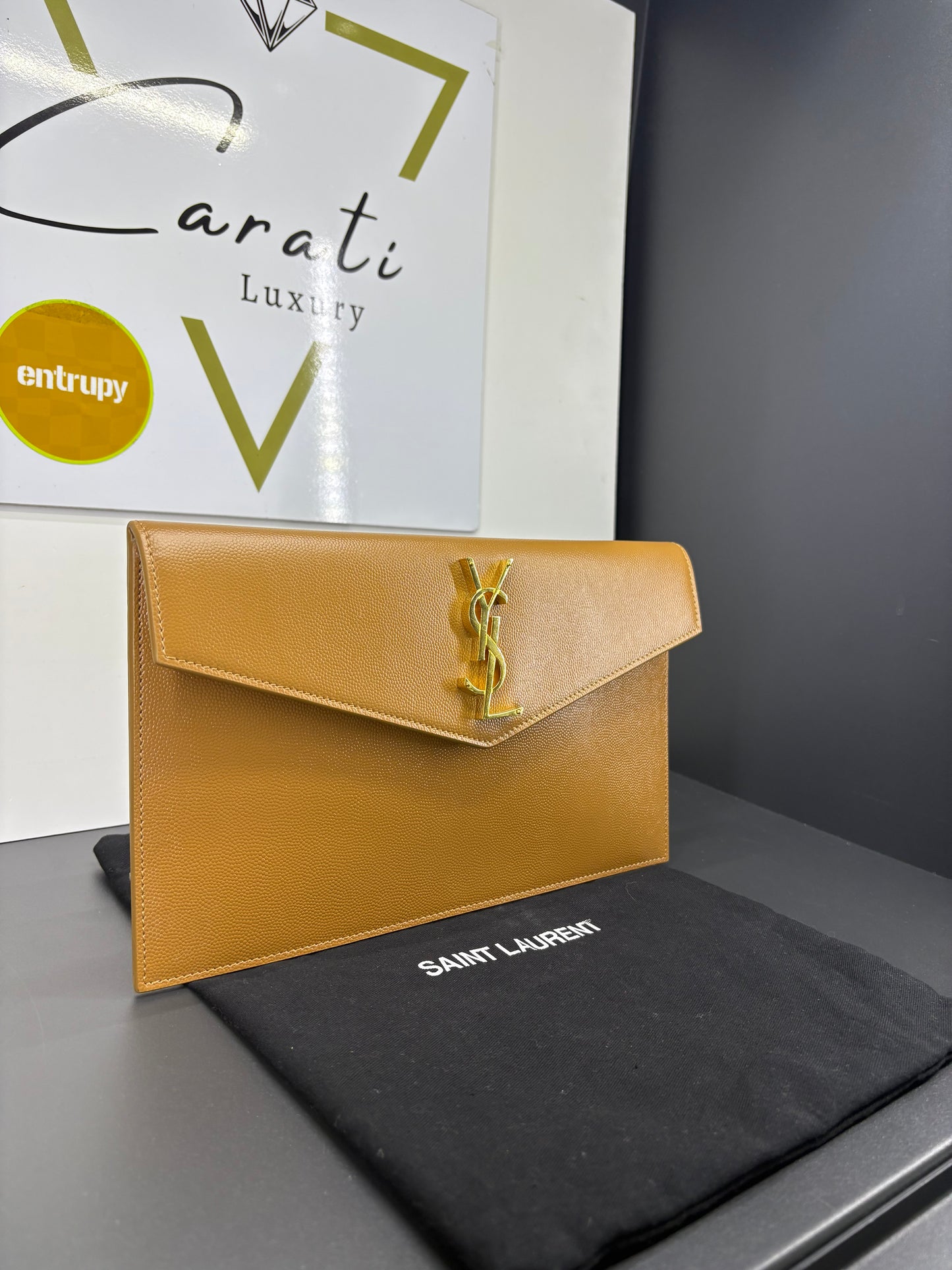 Pochette Uptown di Saint Laurent