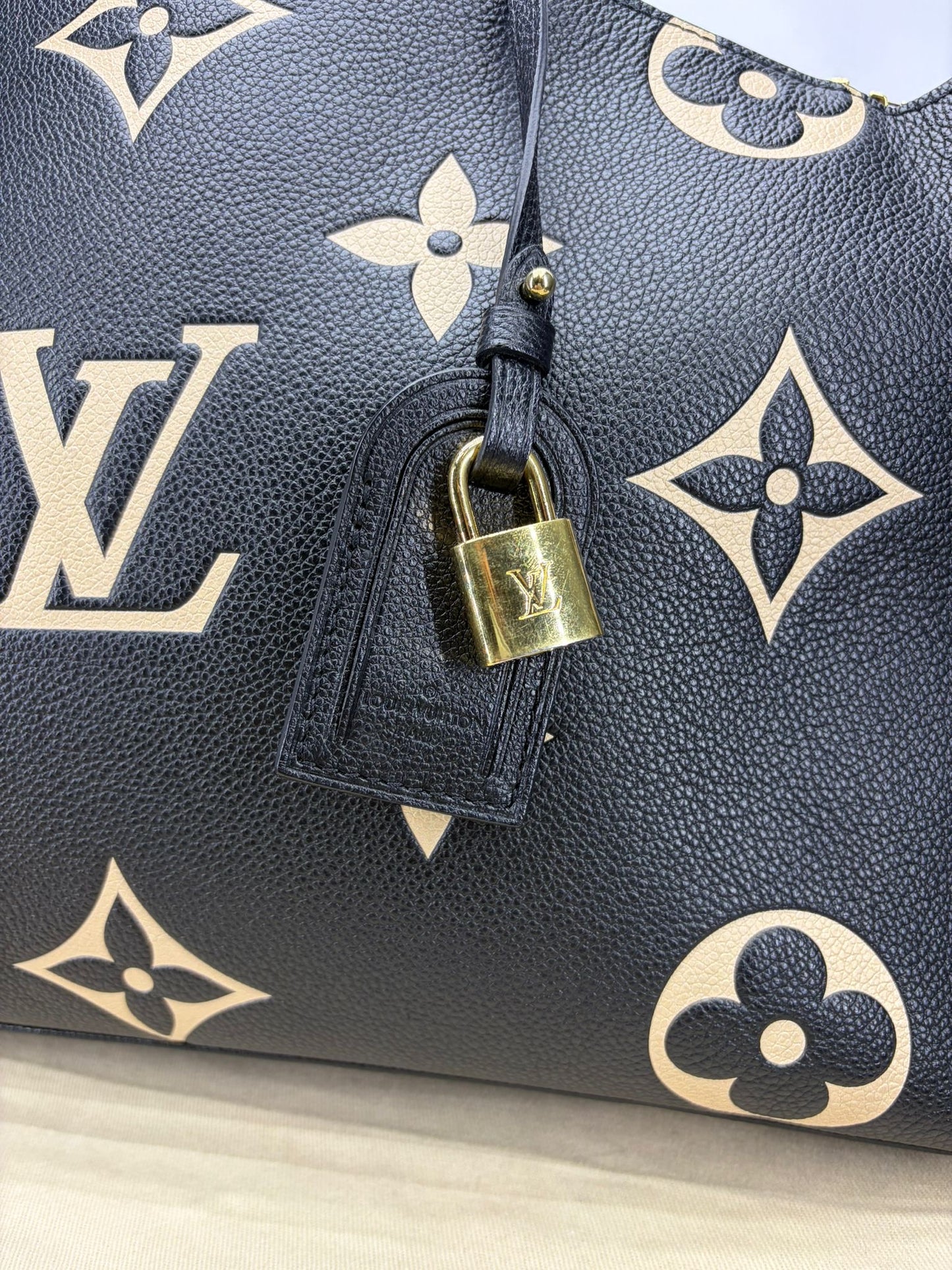 Louis Vuitton Grand Palais MM