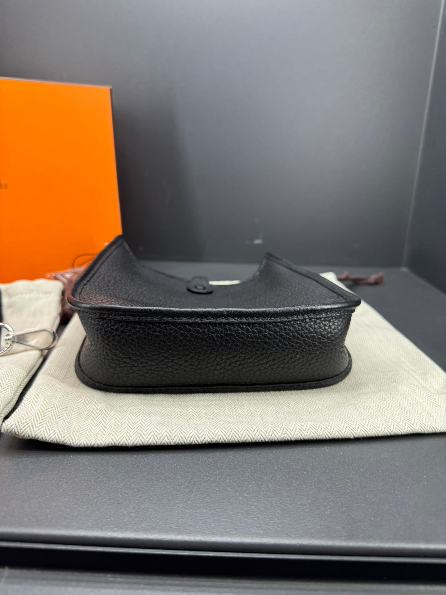 Hermès Evelyne