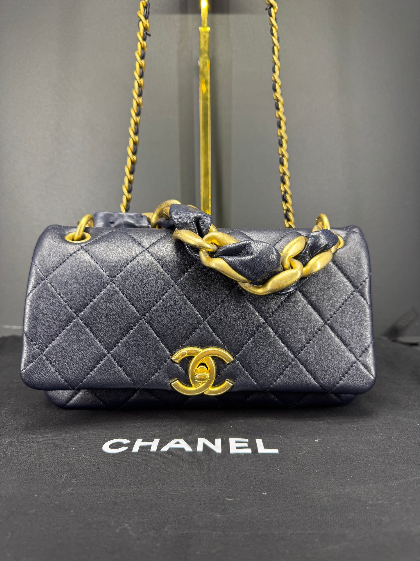 Chanel 2.55 blu