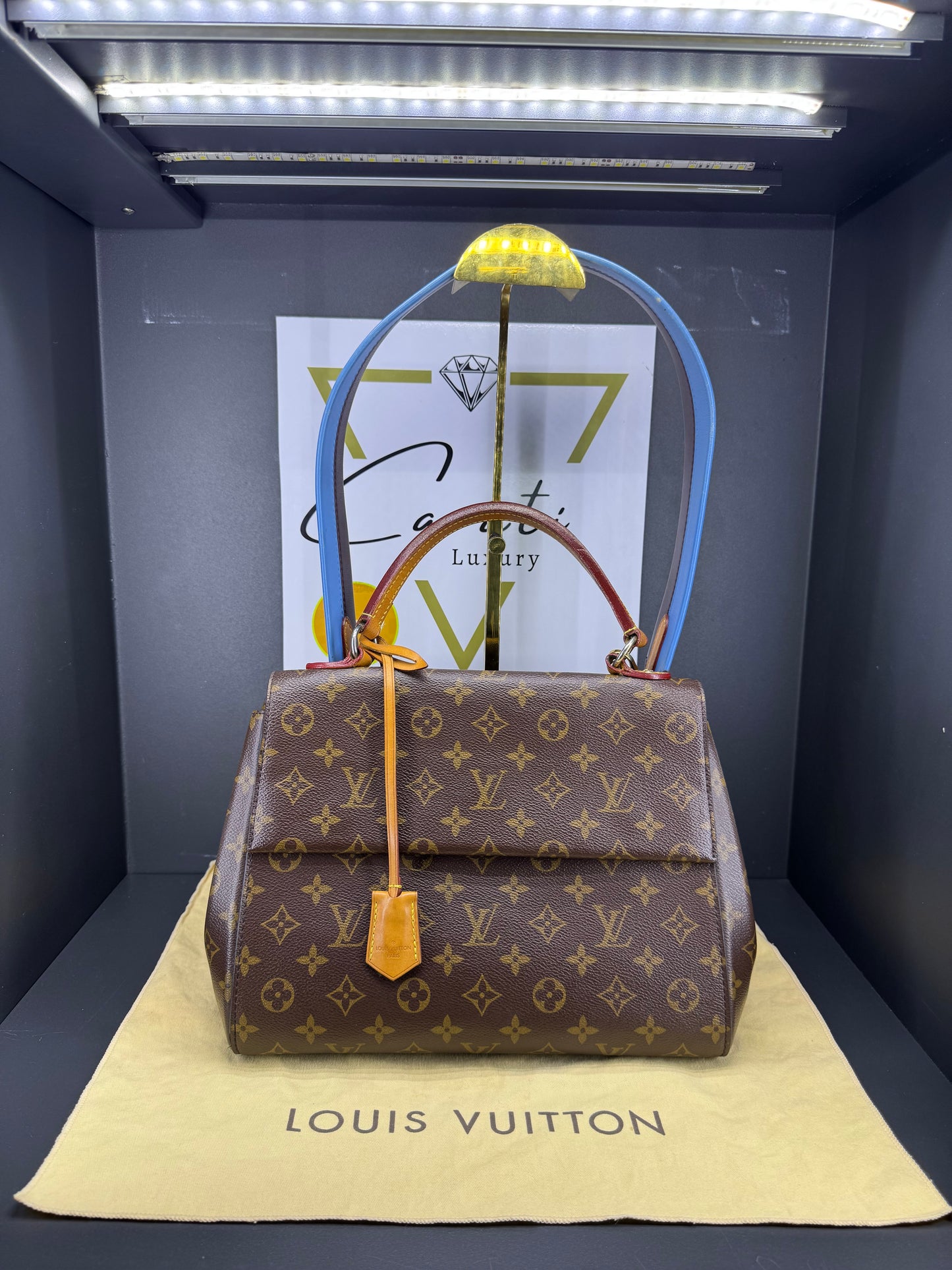 Louis Vuitton Borsa Cluny MM Monogram Tracolla