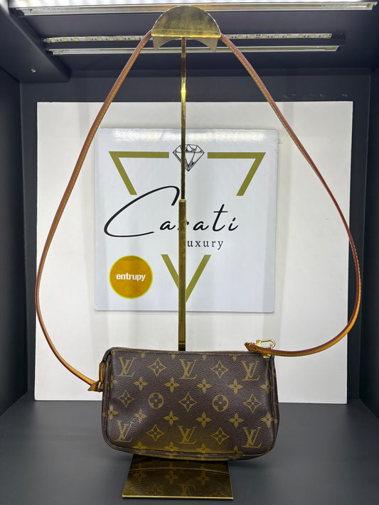 Louis Vuitton Pochette Accessoires