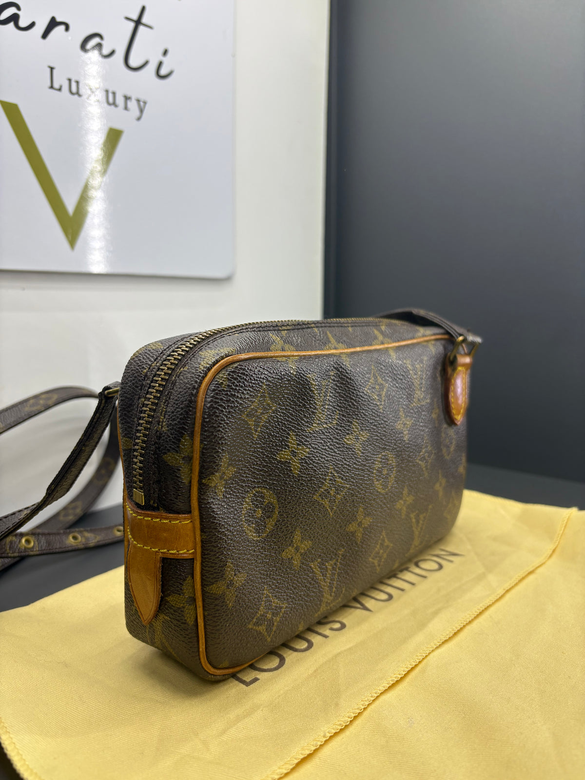 Louis Vuitton Pochette Marly Bandoulière